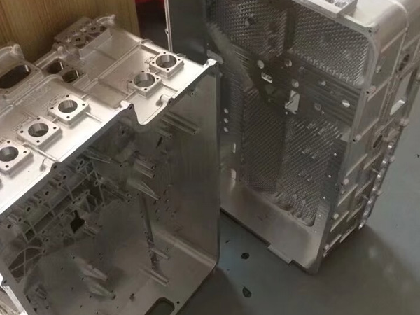 精密零件加工   